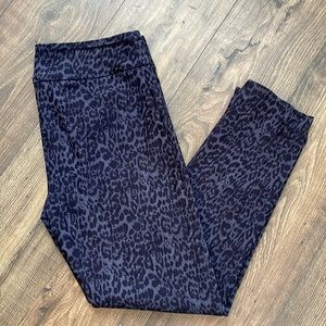 UP! Clothing Dobby Petal Slit Pants